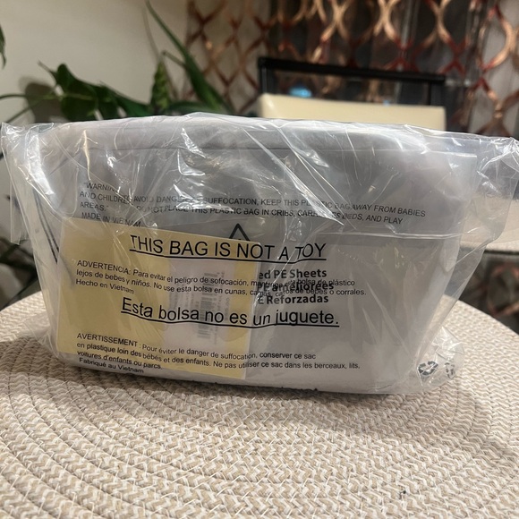 Marc Jacobs Black Beauty Bag - Brand New! - Picture 5 of 7